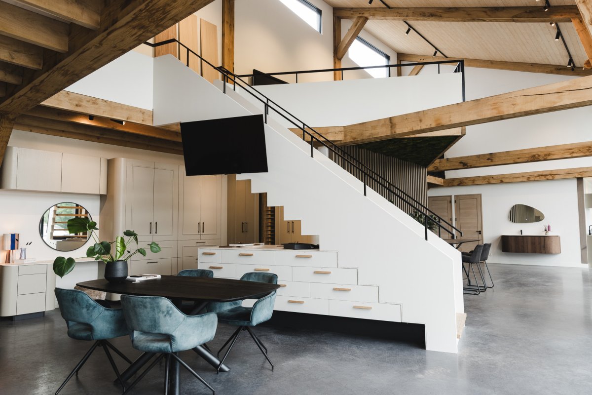 Overzichtsfoto van de showroom